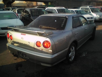 2000 Nissan Skyline