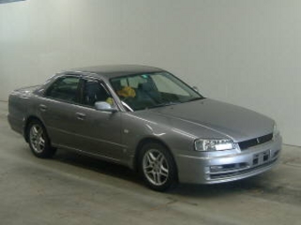 2000 Nissan Skyline