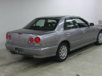 2000 Nissan Skyline