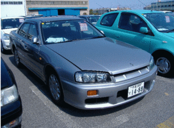 2000 Nissan Skyline