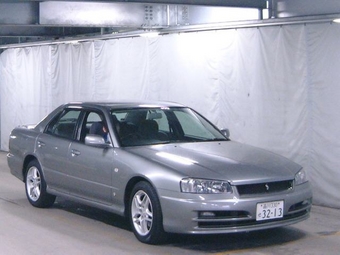 2000 Nissan Skyline