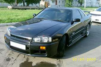 2000 Nissan Skyline