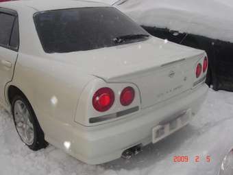 2000 Skyline