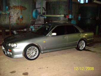 2000 Nissan Skyline