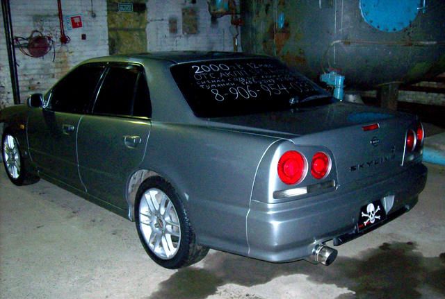 2000 Nissan Skyline