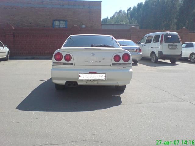 2000 Nissan Skyline