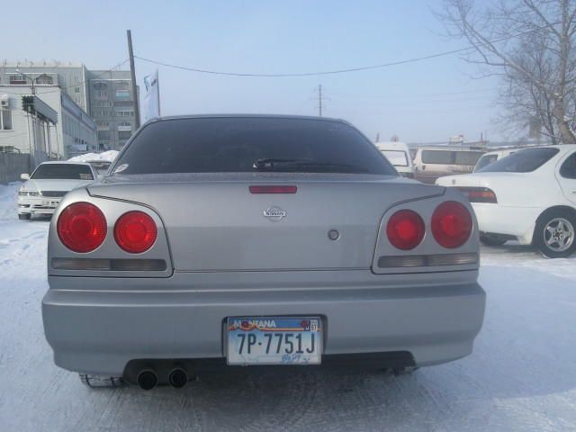 2000 Nissan Skyline