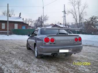 2000 Nissan Skyline