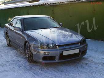 2000 Skyline