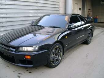 2000 Nissan Skyline