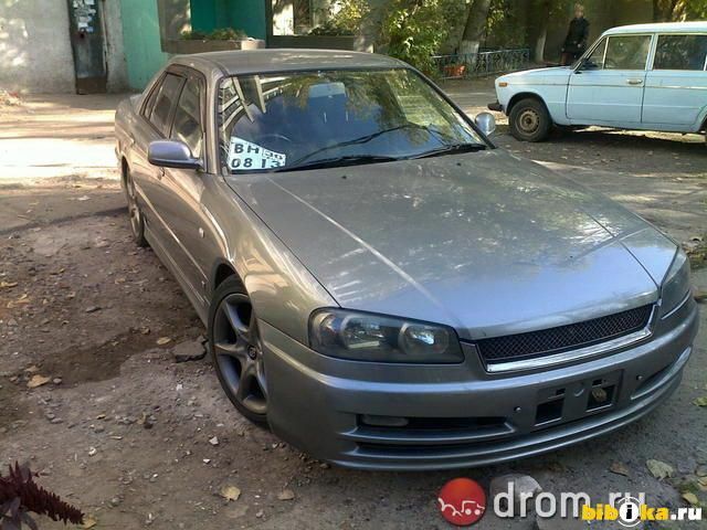 2000 Nissan Skyline