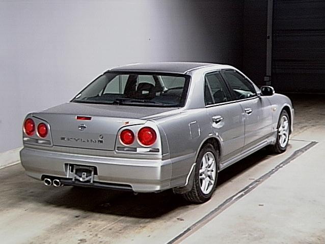 2000 Nissan Skyline Photos
