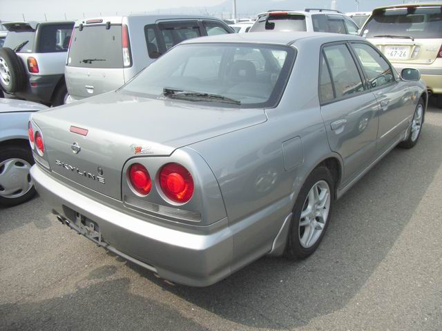 2000 Nissan Skyline Pictures
