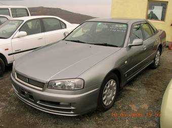 2000 Nissan Skyline Photos