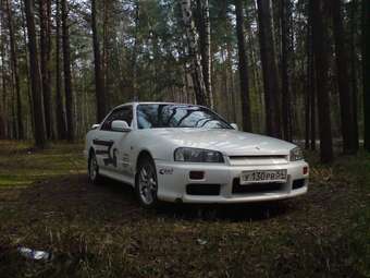 2000 Nissan Skyline Photos