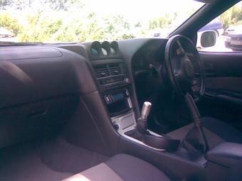 2000 Nissan Skyline Photos