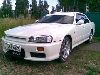 2000 Nissan Skyline Photos