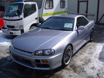 2000 Nissan Skyline Photos