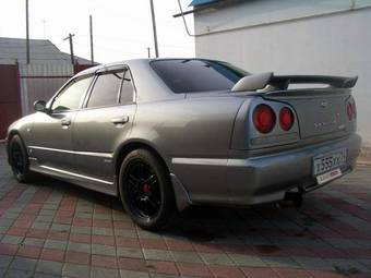 2000 Nissan Skyline Images