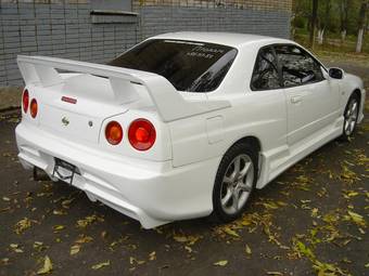 2000 Nissan Skyline Pictures