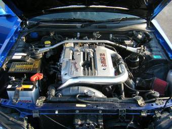 2000 Nissan Skyline Images