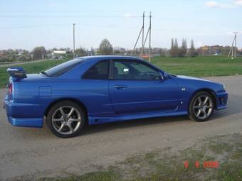 2000 Nissan Skyline Photos