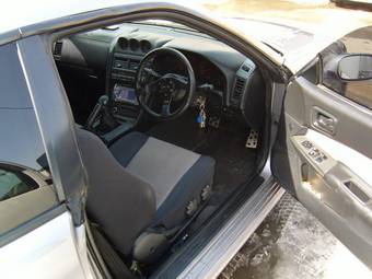 2000 Nissan Skyline Pictures