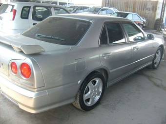 2000 Nissan Skyline Pics