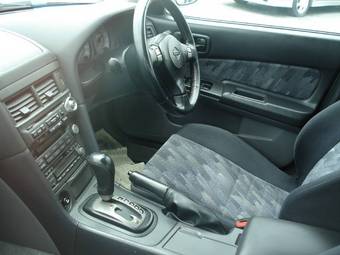 2000 Nissan Skyline Photos