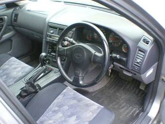 2000 Nissan Skyline Photos
