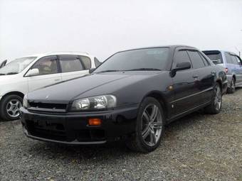 2000 Nissan Skyline Photos