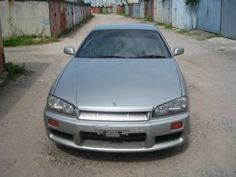 2000 Nissan Skyline Photos