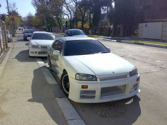 2000 Nissan Skyline Photos
