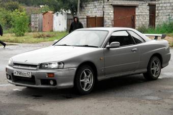 2000 Nissan Skyline Photos