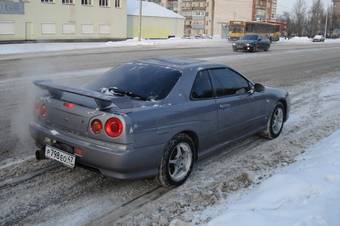 2000 Nissan Skyline Images