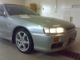 2000 Nissan Skyline Photos