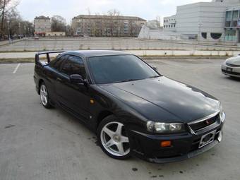 2000 Nissan Skyline Photos