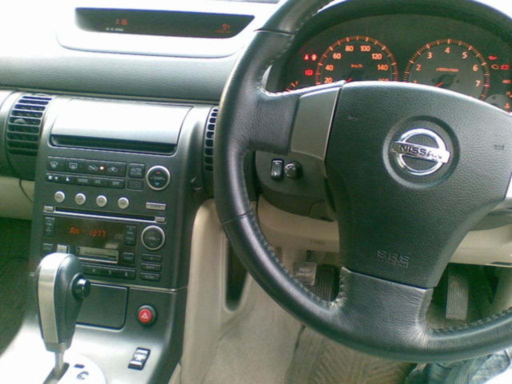 2001 Nissan Skyline