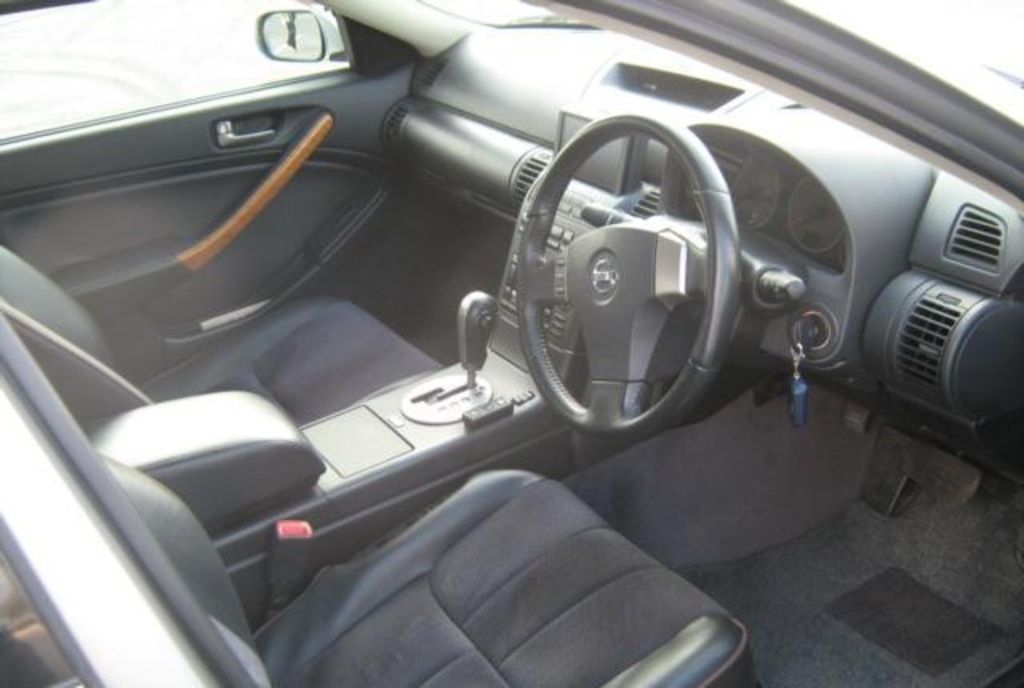 2001 Nissan Skyline