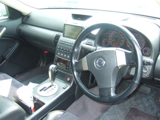 2001 Nissan Skyline