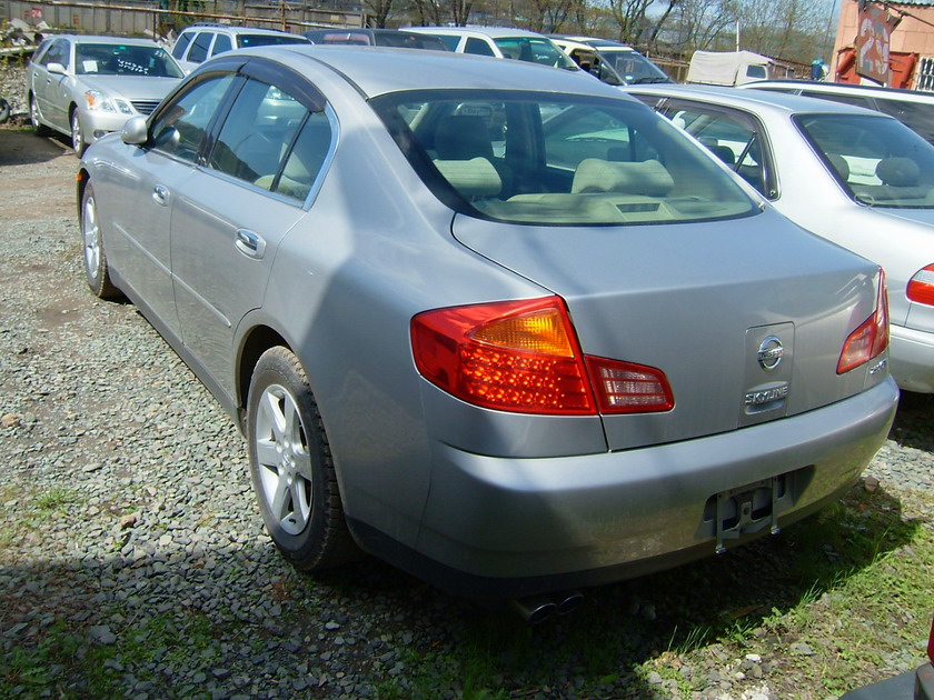2001 Nissan Skyline Pictures