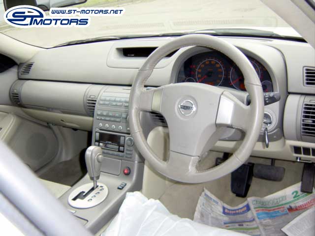 2001 Nissan Skyline Pics