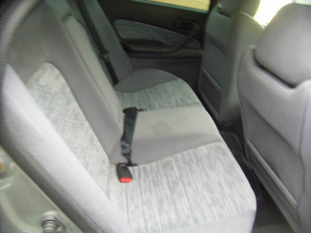 2001 Nissan Skyline Photos