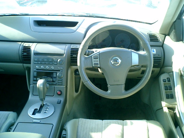 2001 Nissan Skyline Photos