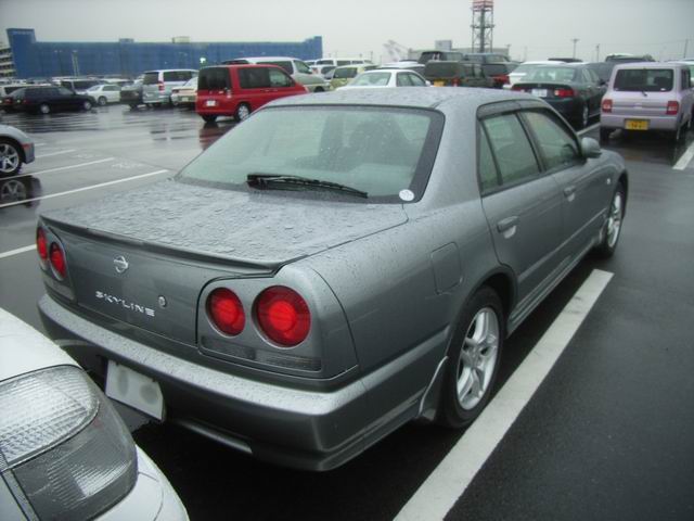 2001 Nissan Skyline Photos