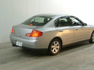 2001 Nissan Skyline Photos