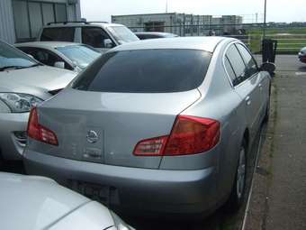 2001 Nissan Skyline Photos