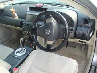 2001 Nissan Skyline Photos