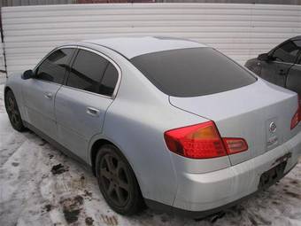 2001 Nissan Skyline Photos