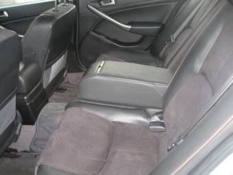 2001 Nissan Skyline Photos